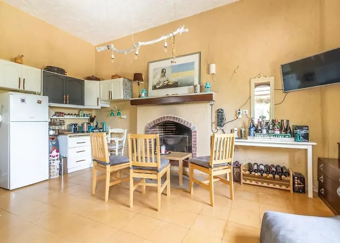 Olivegarden Cottage Near The Beach